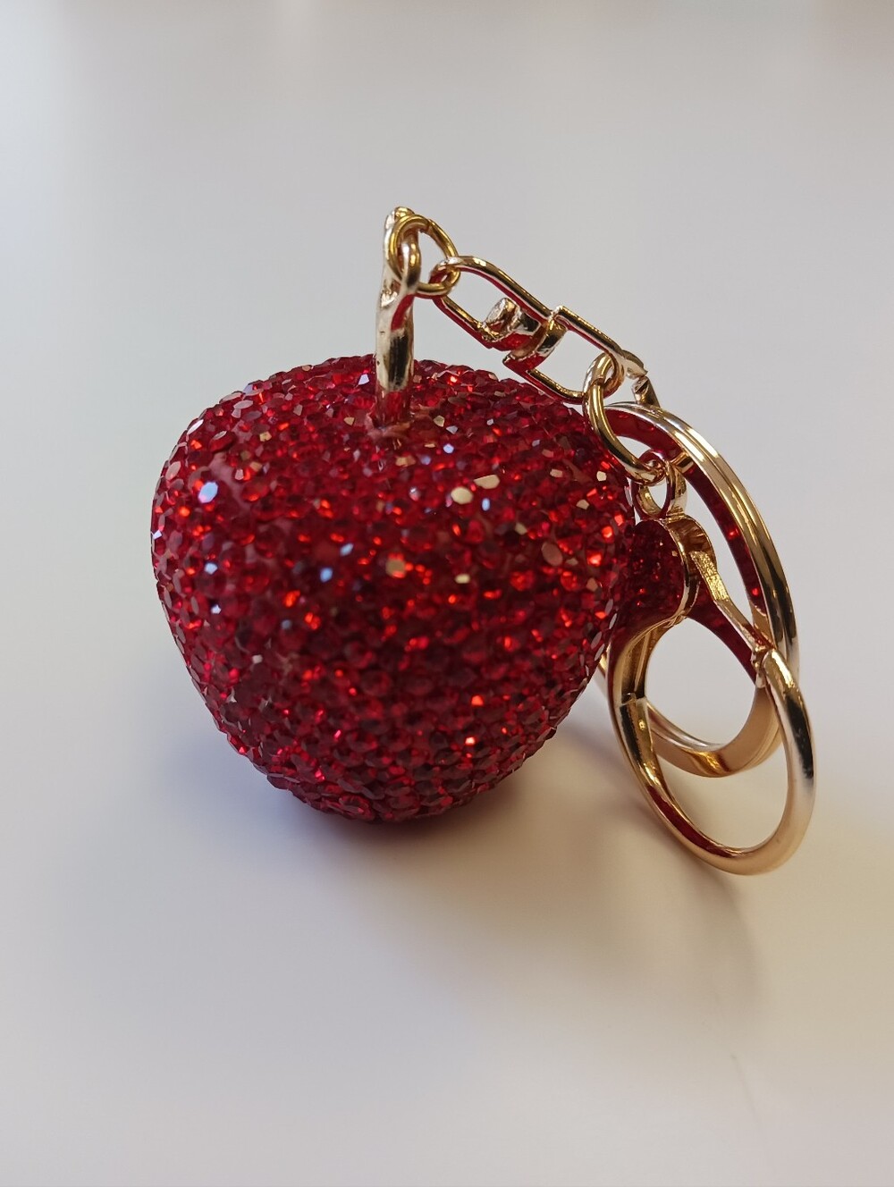 Sparkling Apple Keychain - Picture 3 of 5